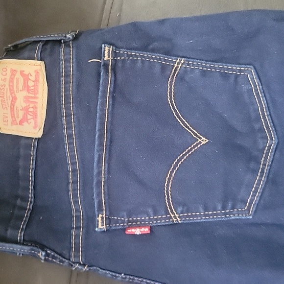 Women Levi's 710 Super Skinny blue jeans Waist 30 length 32 - Picture 2 of 5